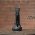 Wahl T-Cut na stacji ładującej